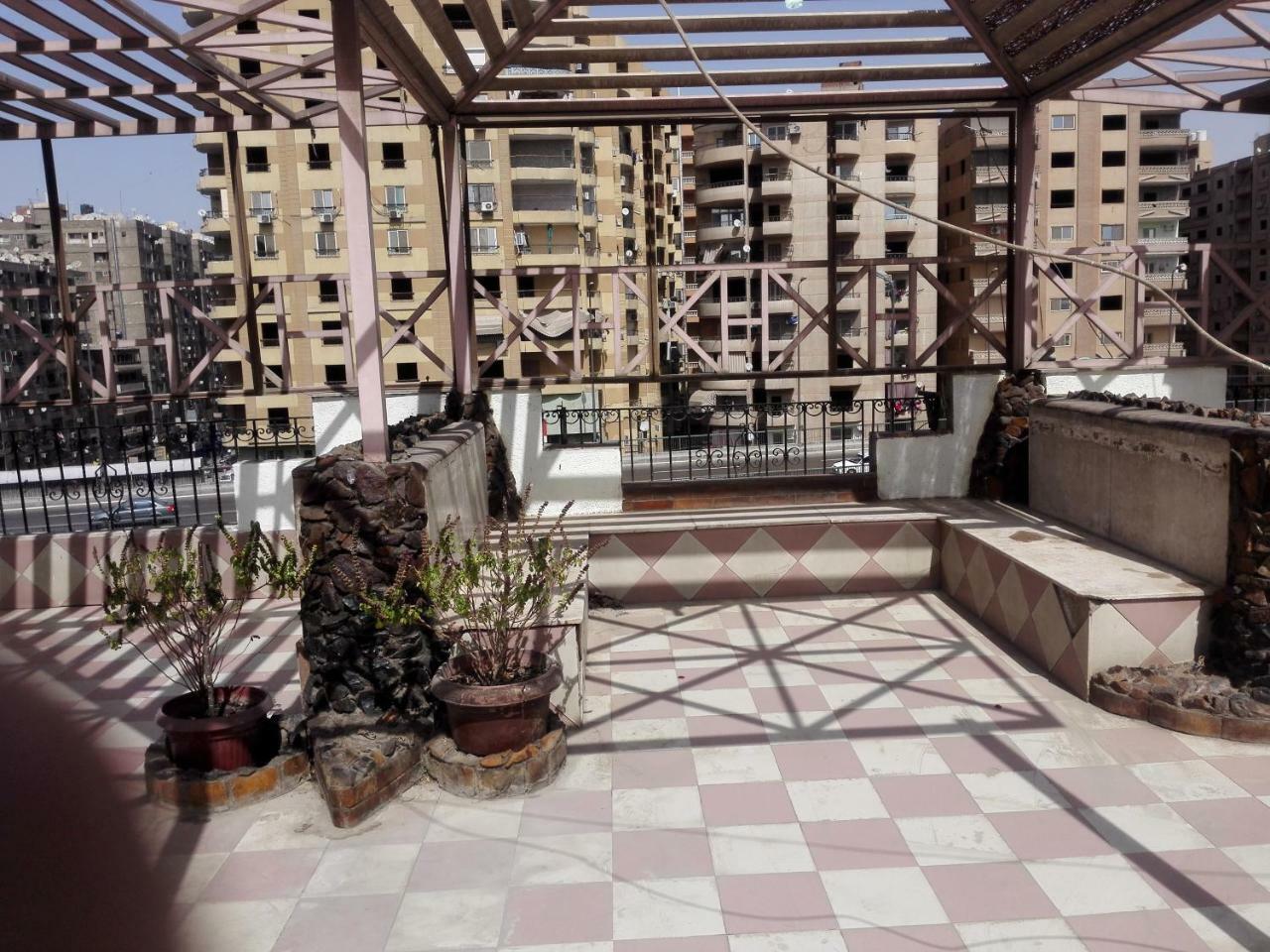 Royal Pyramids Hotel El El Cairo Exterior foto